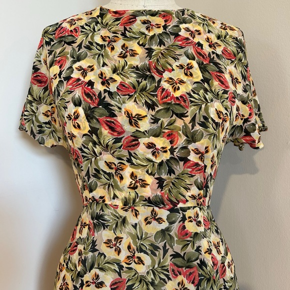 VTG 90s Floral Silk Dress Mermaid Trumpet Romantic 100% Silk Midi Sz 4 - Picture 3 of 6